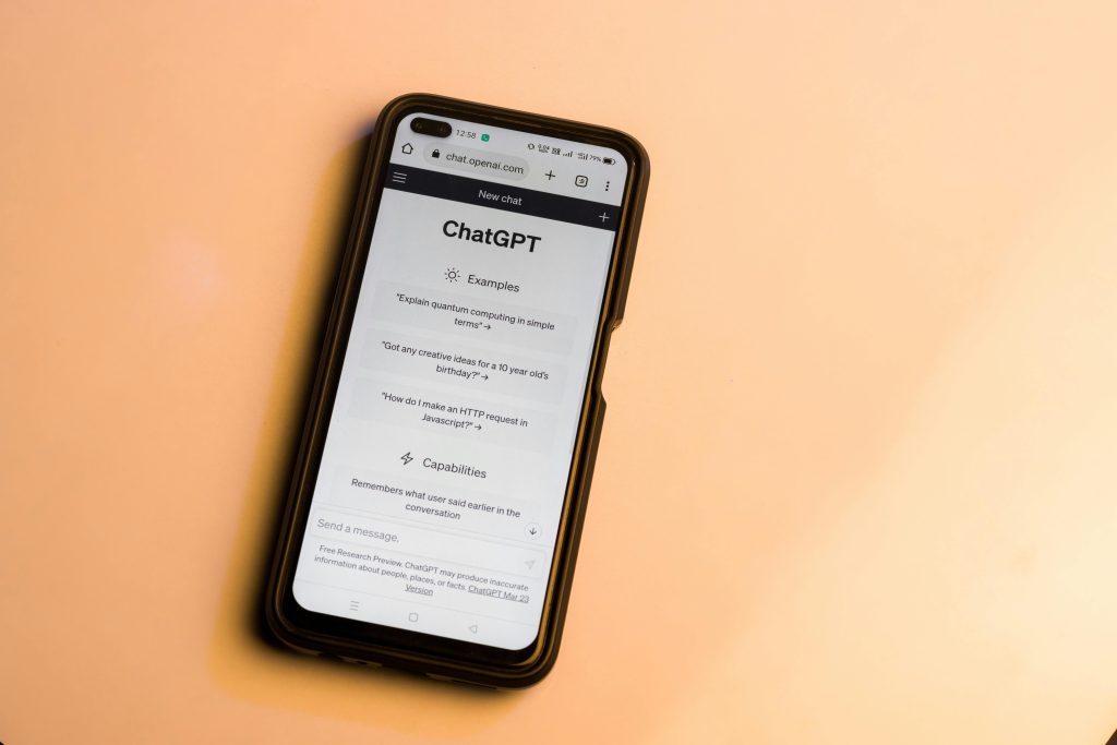 ChatGPT sur téléphone